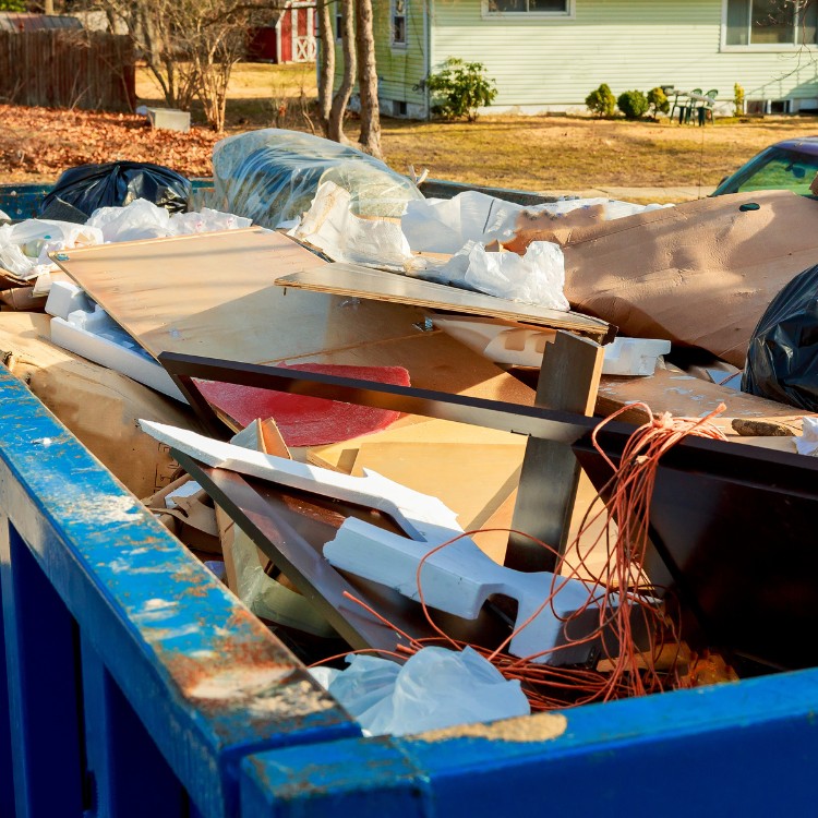 Junk removal in Clarksville, AR